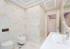 Refurbished 2 bedroom apartment with storage room located on the 1st line of the sea in Quarteira