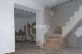 2 bedroom bank villa consisting of 2 floors located in Ervidel, Alentejo