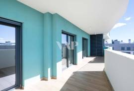 2-Bedroom Apartment with Sea View in Faro