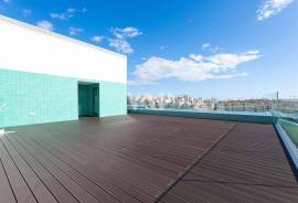 2-Bedroom Apartment with Sea View in Faro