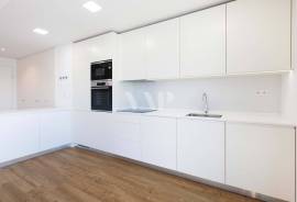 2-Bedroom Apartment with Sea View in Faro
