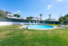 1-Bedroom Apartment with Pool in Vilamoura