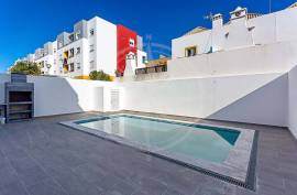 4 Bedroom Tavira family villa with private pool and garage