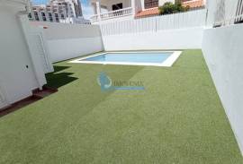 Renovated 2+1 bedroom apartment with private pool- Albufeira