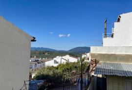 Views Views Views ! Townhouse