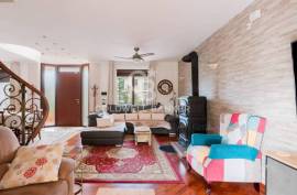 Excellent 3 Bed Terraced House for Sale In MOLA DI BARI Puglia