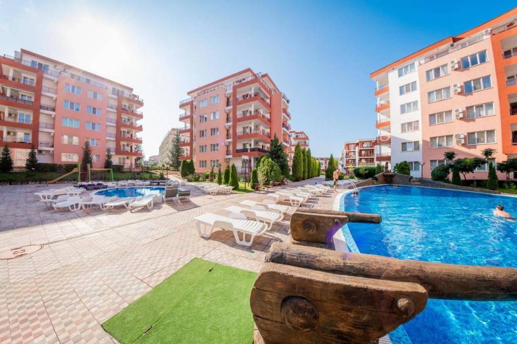 Excellent 1 Bed Apartment for Sale In Elenite, Privilege Fort Noks