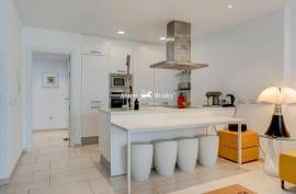 Luxury 2 Bed Apartment for Sale in Las Olas Complex Palm Mar Tenerife, Spain