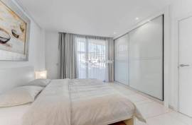 Luxury 2 Bed Apartment for Sale in Las Olas Complex Palm Mar Tenerife, Spain
