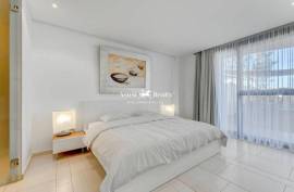Luxury 2 Bed Apartment for Sale in Las Olas Complex Palm Mar Tenerife, Spain