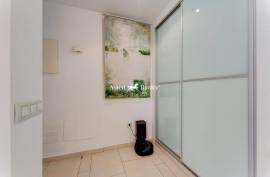 Luxury 2 Bed Apartment for Sale in Las Olas Complex Palm Mar Tenerife, Spain