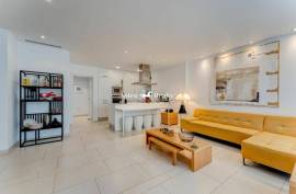 Luxury 2 Bed Apartment for Sale in Las Olas Complex Palm Mar Tenerife, Spain