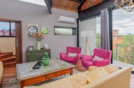 Luxury Glass House With 2 Bed Apartment & Studio For Sale In San Miguel de Allende