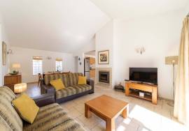 Single Storey Villa With Pool In Praia da Luz