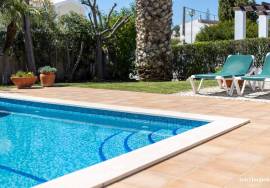 Single Storey Villa With Pool In Praia da Luz