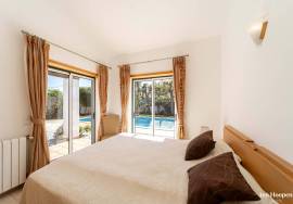 Single Storey Villa With Pool In Praia da Luz