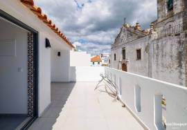 Stunning Renovated Three-Level Townhouse with Ocean Views in the Heart of Lagos