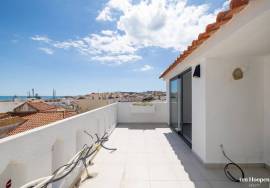 Stunning Renovated Three-Level Townhouse with Ocean Views in the Heart of Lagos