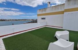 2 Bedroom Apartment | Renovated | Portimão Marina View