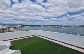 2 Bedroom Apartment | Renovated | Portimão Marina View