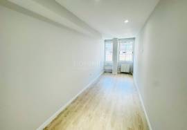 Brand new, very bright flat
