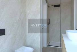 House to recover with approved project in Travessa da Arrábida, Porto House to recover with approved project in Travessa da Arrábida, Porto