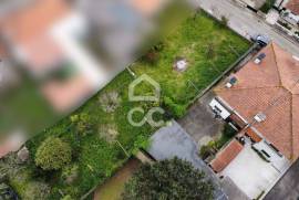 Building Land – 510m² in Vila Nova da Telha, Maia