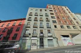 Offer for sale of apartment in Miraflores Avenue.