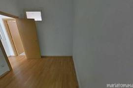 Offer for sale of apartment in Miraflores Avenue.