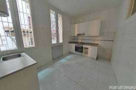 Offer for sale of apartment in Miraflores Avenue.
