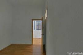 Offer for sale of apartment in Miraflores Avenue.