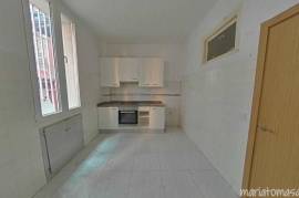 Offer for sale of apartment in Miraflores Avenue.