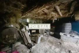 Countryside Barn to Renovate