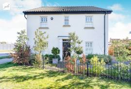 4 bedroom, Detached house for sale