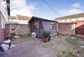 3 bedroom, Terraced House for sale