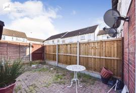3 bedroom, Terraced House for sale
