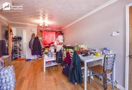 3 bedroom, Terraced House for sale