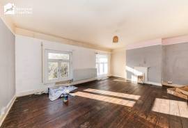 4 bedroom, Terraced House for sale