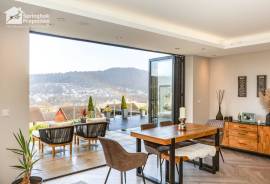 4 bedroom, Detached house for sale