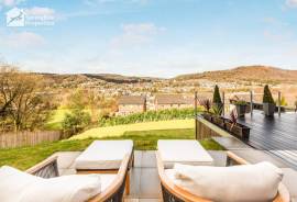 4 bedroom, Detached house for sale