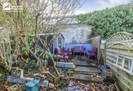 4 bedroom, Terraced House for sale