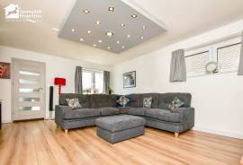 3 bedroom, Detached bungalow for sale