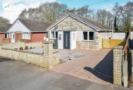 3 bedroom, Detached bungalow for sale