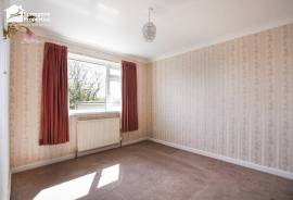 3 bedroom, Detached bungalow for sale