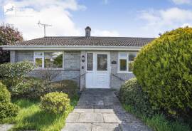 3 bedroom, Detached bungalow for sale