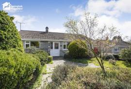 3 bedroom, Detached bungalow for sale