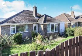 2 bedroom, Detached bungalow for sale