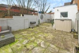 3 bedroom, Terraced House for sale