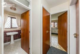 2 bedroom, Bungalow for sale