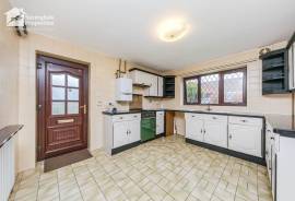2 bedroom, Bungalow for sale